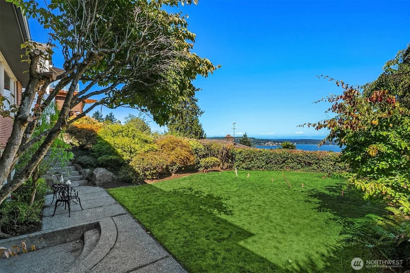 Property photo for 7348 55th Avenue NE, Seattle photo 29
