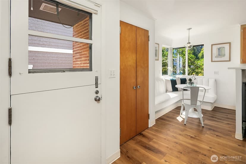 Property photo for 7348 55th Avenue NE, Seattle photo 13