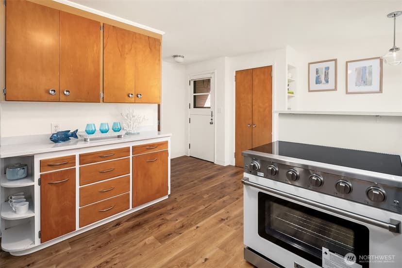 Property photo for 7348 55th Avenue NE, Seattle photo 11