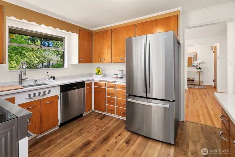 Property photo for 7348 55th Avenue NE, Seattle photo 10