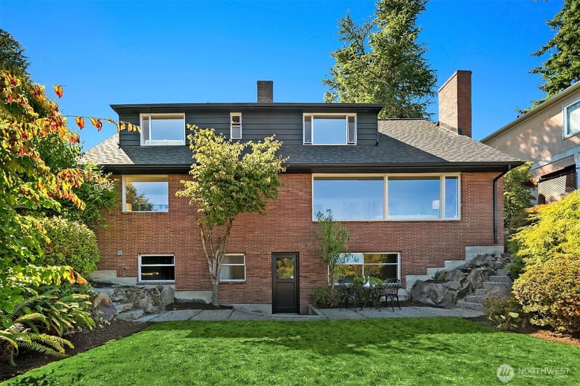 Property photo for 7348 55th Avenue NE, Seattle photo 30