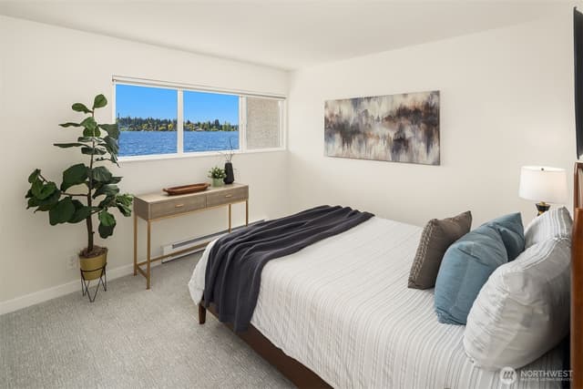 Property photo for 6201 Lake Washington Boulevard NE #203, Kirkland photo 5