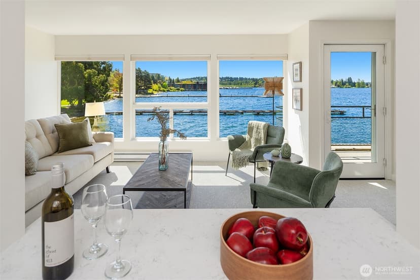 Property photo for 6201 Lake Washington Boulevard NE #203, Kirkland photo 12
