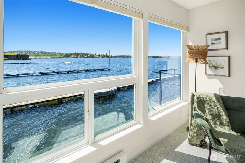 Property photo for 6201 Lake Washington Boulevard NE #203, Kirkland photo 9