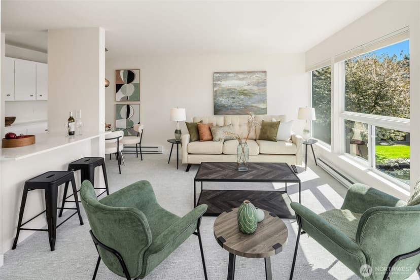 Property photo for 6201 Lake Washington Boulevard NE #203, Kirkland photo 8