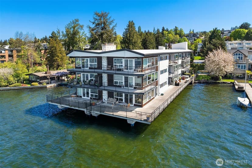 Property photo for 6201 Lake Washington Boulevard NE #203, Kirkland photo 22