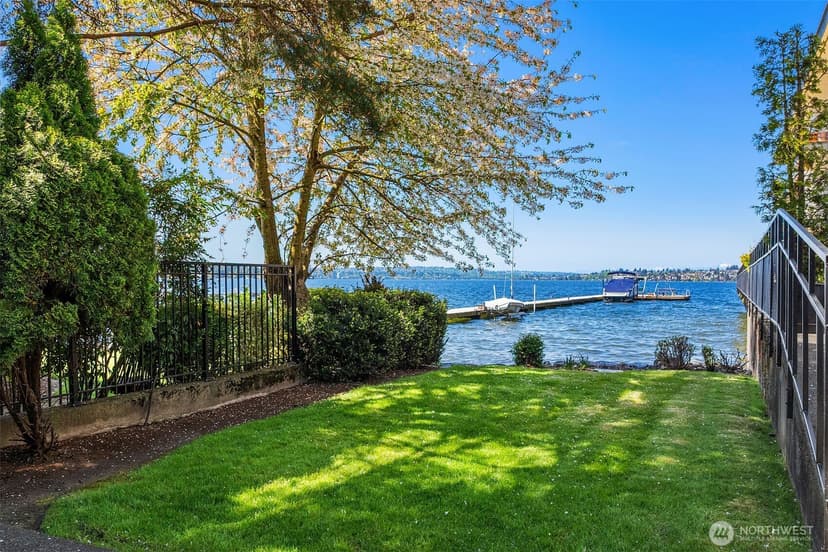 Property photo for 6201 Lake Washington Boulevard NE #203, Kirkland photo 27