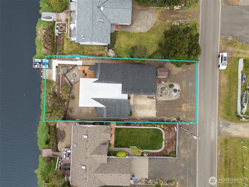 Property photo for 263 Canal Drive NE, Ocean Shores photo 28