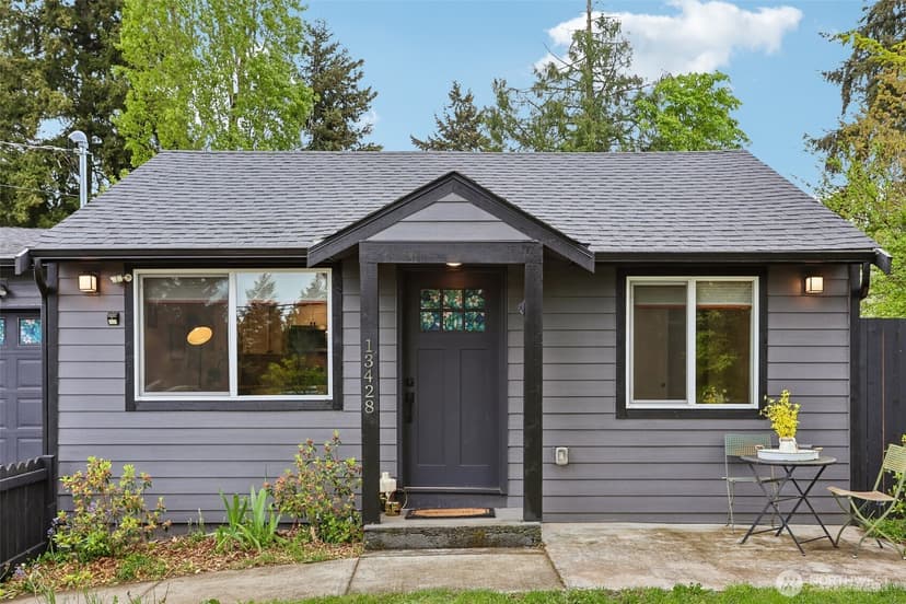Property photo for 13428 6th Avenue S, Burien photo 2
