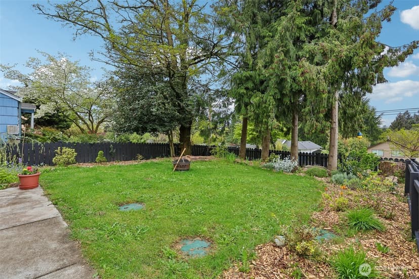 Property photo for 13428 6th Avenue S, Burien photo 7