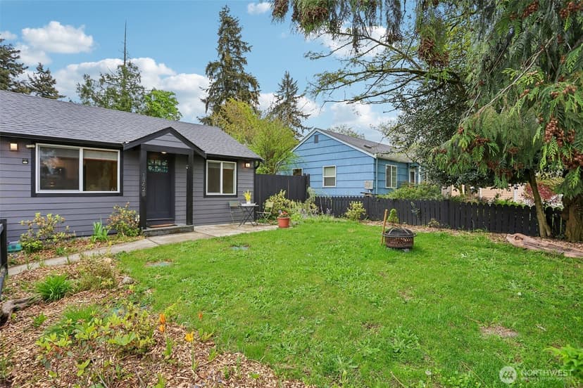 Property photo for 13428 6th Avenue S, Burien photo 6