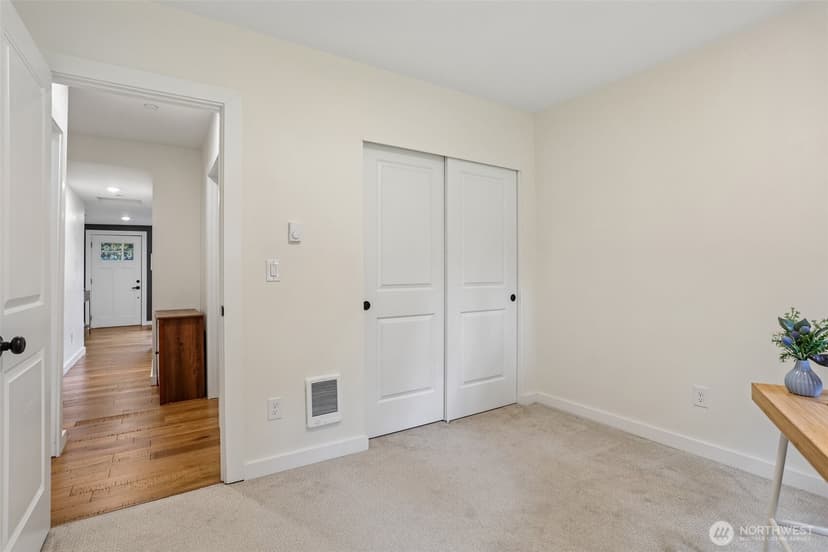 Property photo for 13428 6th Avenue S, Burien photo 28