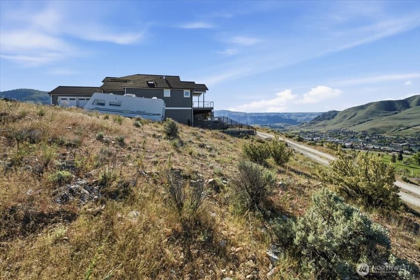 Property photo for 857 Long Drive, Chelan photo 25