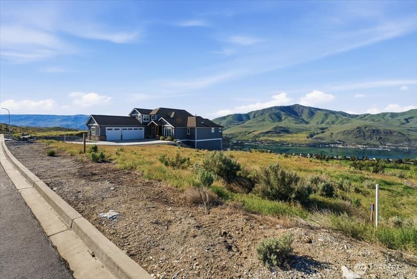 Property photo for 857 Long Drive, Chelan photo 13