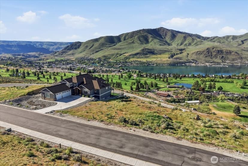 Property photo for 857 Long Drive, Chelan photo 22