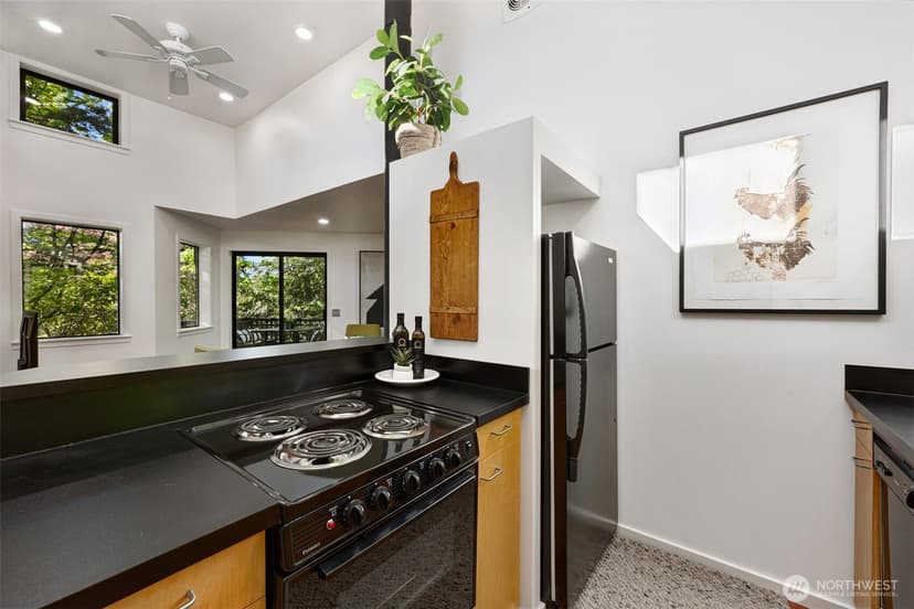 Property photo for 1506 E Horizon Drive, Mukilteo photo 10
