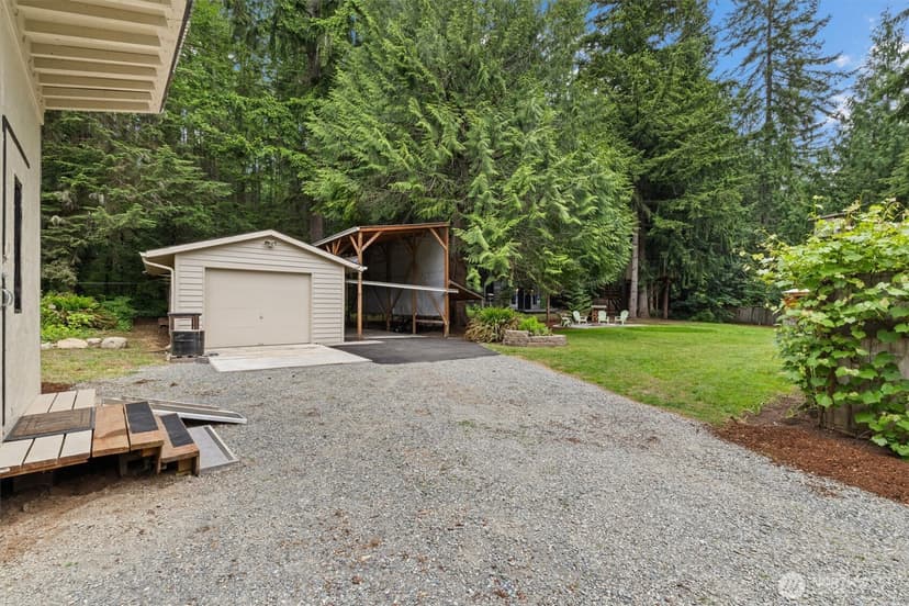 Property photo for 6923 237th Avenue NE, Redmond photo 37