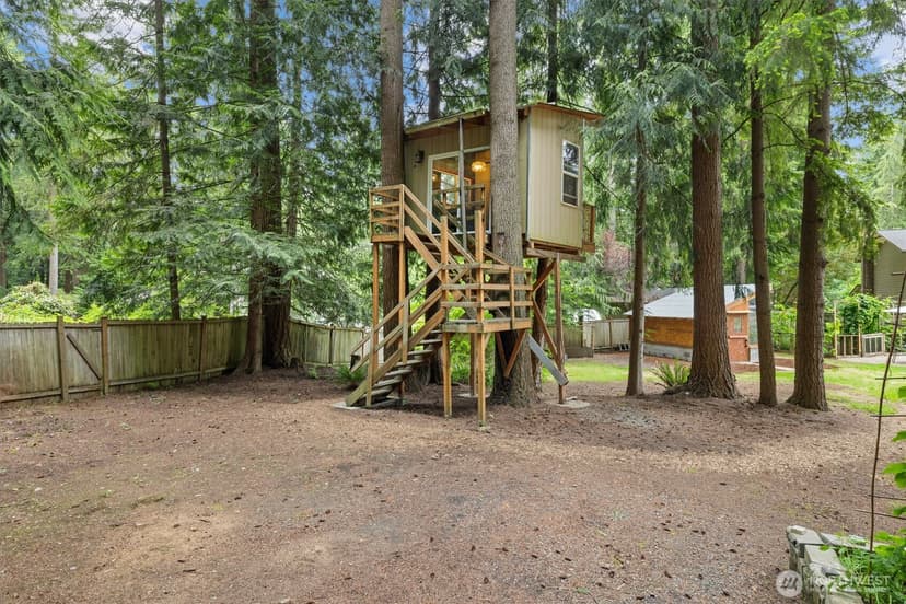 Property photo for 6923 237th Avenue NE, Redmond photo 32