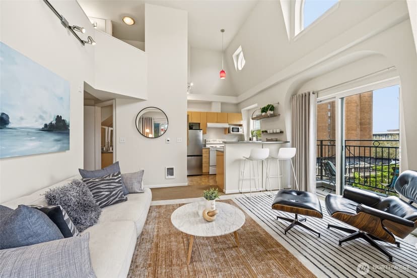 Property photo for 425 Vine Street #708, Seattle photo 8
