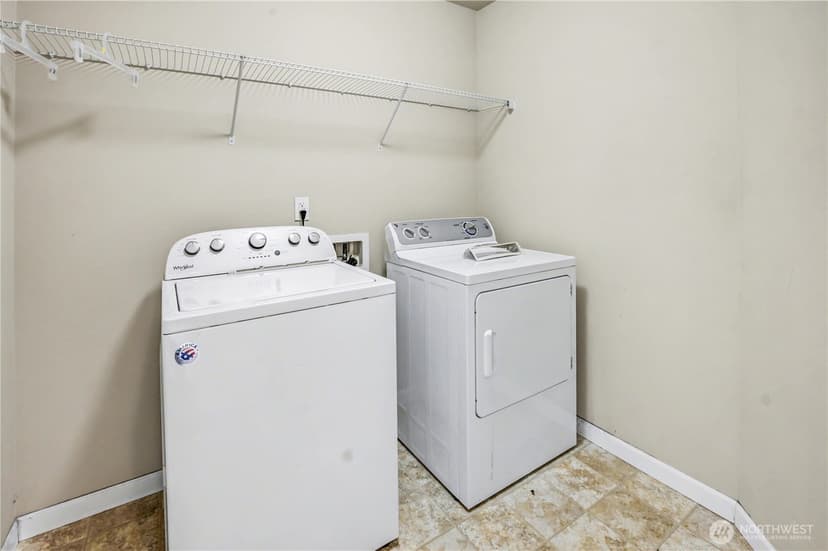 Property photo for 2413 165th Street E, Tacoma photo 17