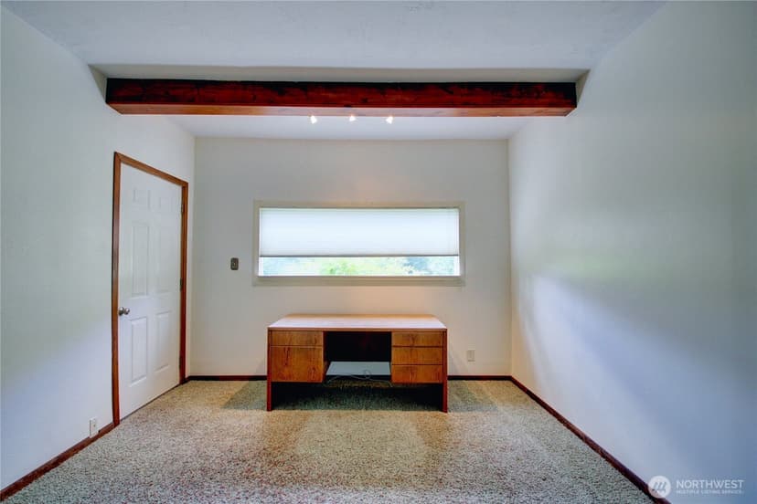 Property photo for 19023 23rd Avenue NE, Arlington photo 18