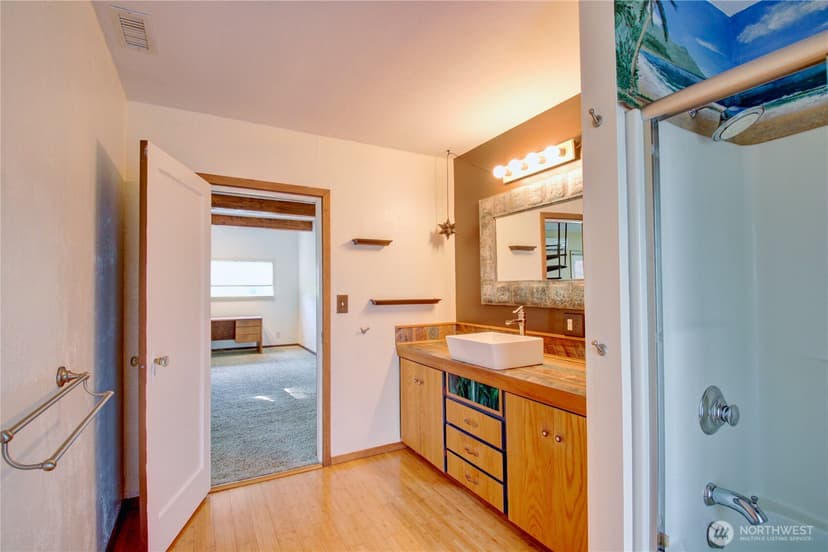 Property photo for 19023 23rd Avenue NE, Arlington photo 15