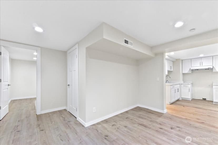 Property photo for 2202 20th Avenue S, Seattle photo 21