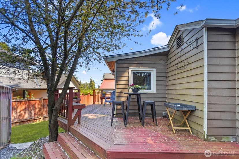 Property photo for 225 74th Street SE, Everett photo 24