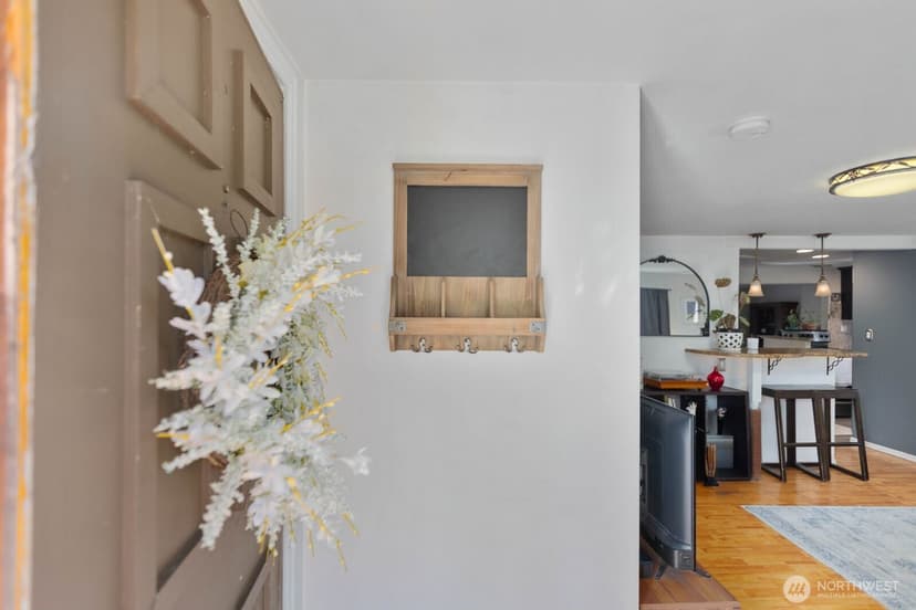Property photo for 225 74th Street SE, Everett photo 6