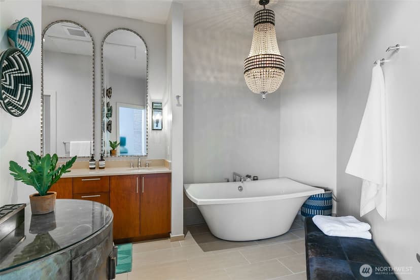 Property photo for 2720 3rd Avenue #PH1, Seattle photo 17