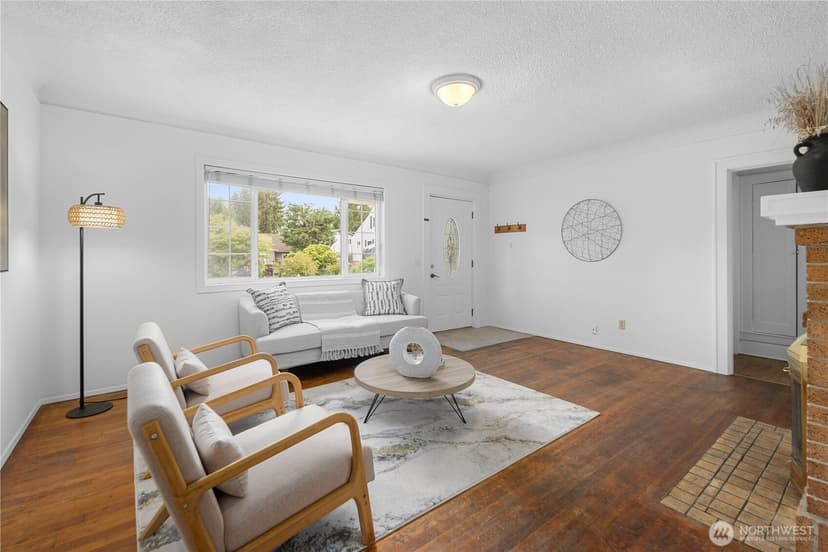 Property photo for 1623 Palm Avenue, Everett photo 8