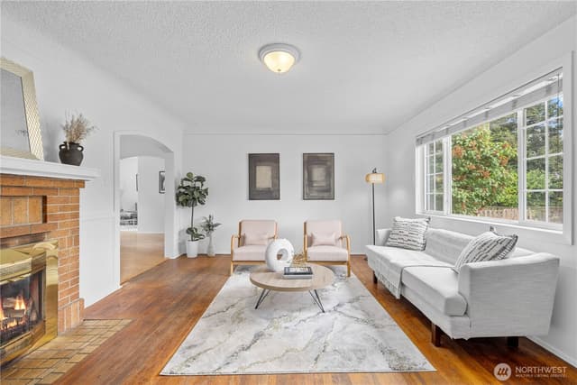 Property photo for 1623 Palm Avenue, Everett photo 5