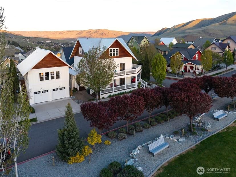 Property photo for 108 Jackrabbit Lane, Chelan photo 3