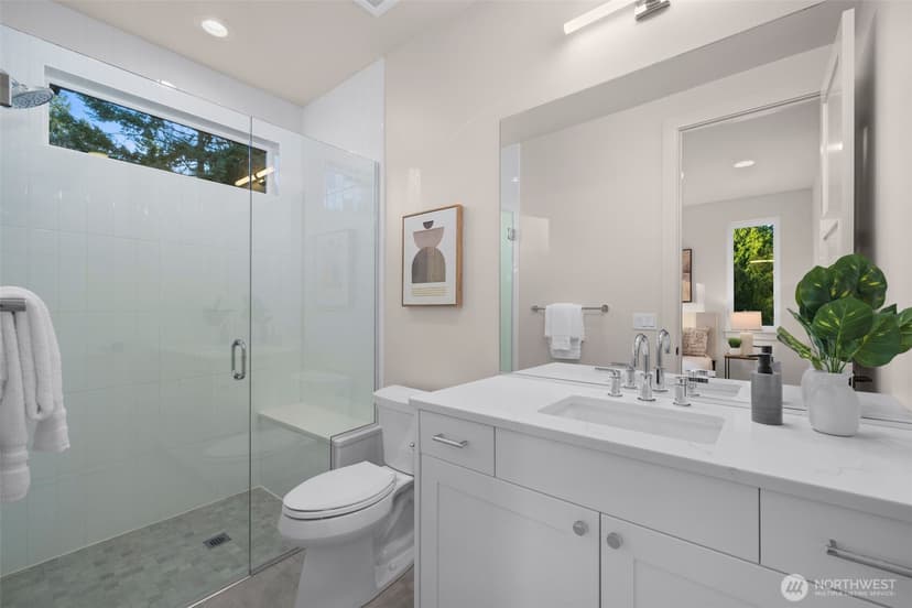 Property photo for 7010 NE 134th Street, Kirkland photo 22