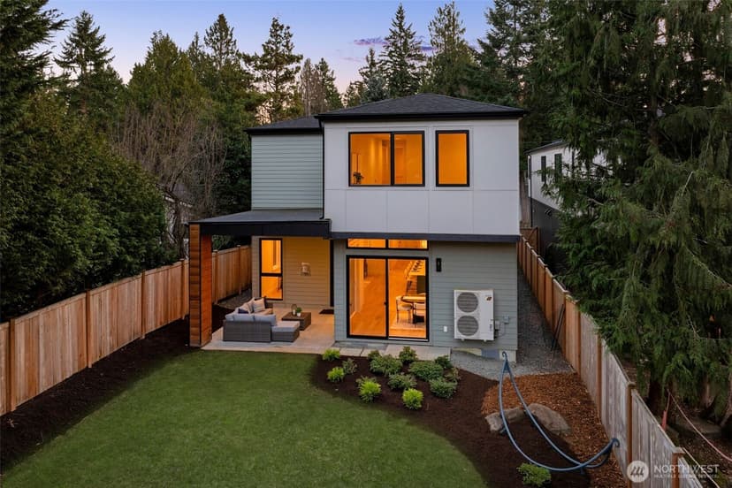Property photo for 7010 NE 134th Street, Kirkland photo 35