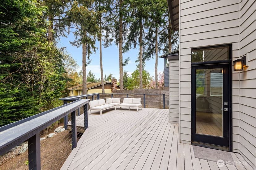Property photo for 15021 73rd Court NE, Kenmore photo 26