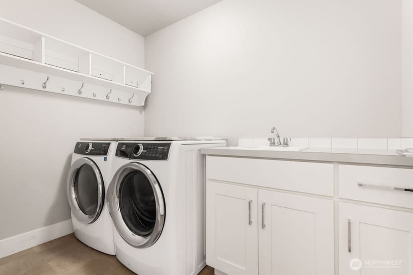 Property photo for 15021 73rd Court NE, Kenmore photo 25