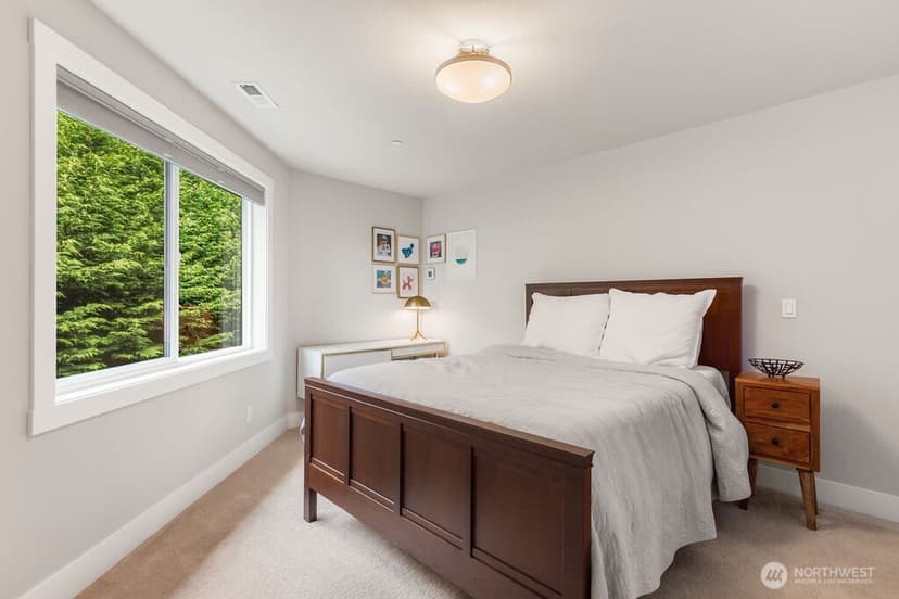 Property photo for 15021 73rd Court NE, Kenmore photo 18