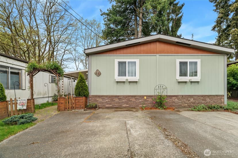 Property photo for 24222 54th Avenue W #17, Mountlake Terrace photo 3