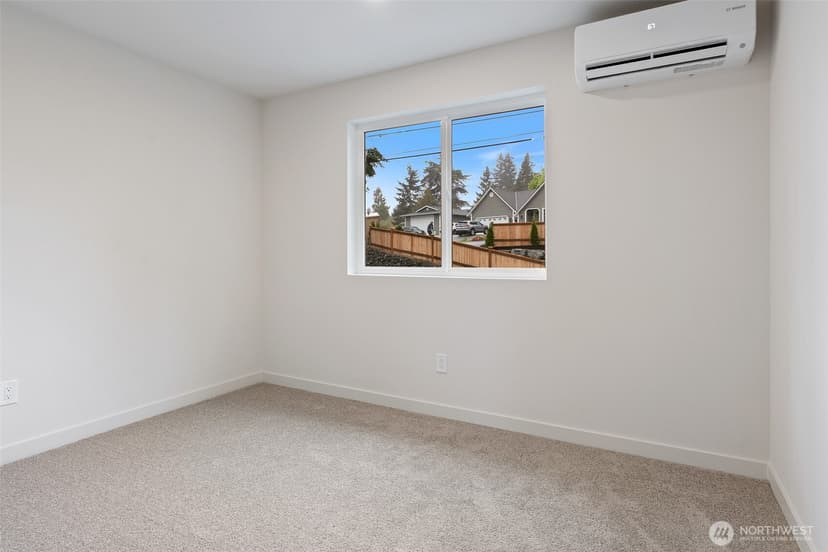 Property photo for 4405 Federal Avenue, Everett photo 14