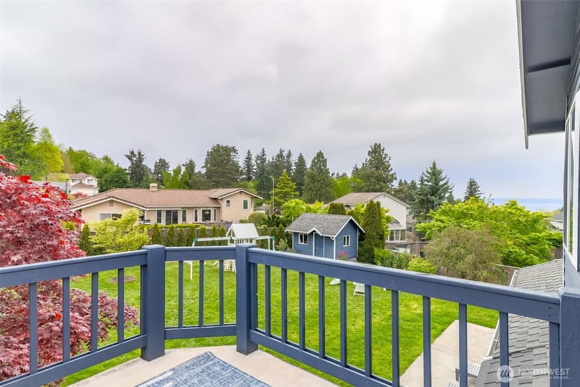 Property photo for 1855 Hillside Drive NE, Tacoma photo 29