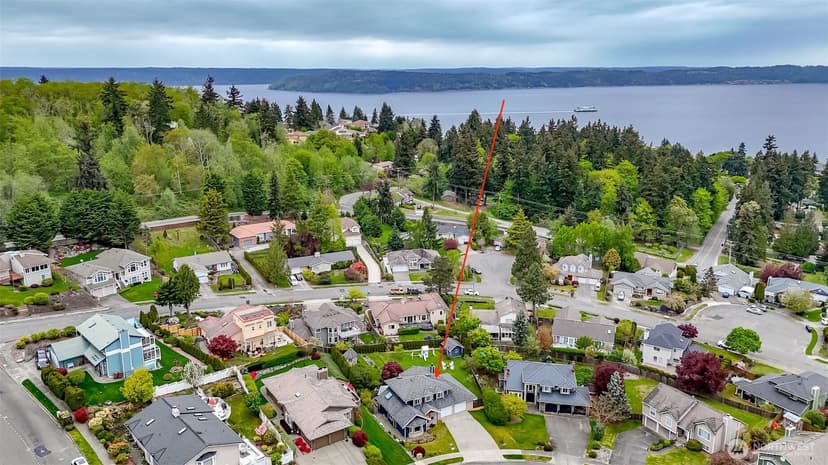 Property photo for 1855 Hillside Drive NE, Tacoma photo 17