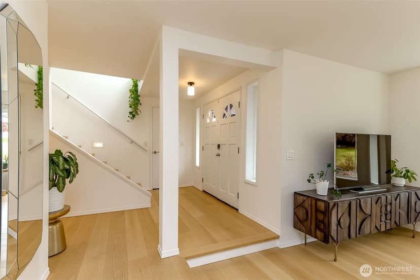 Property photo for 1855 Hillside Drive NE, Tacoma photo 22