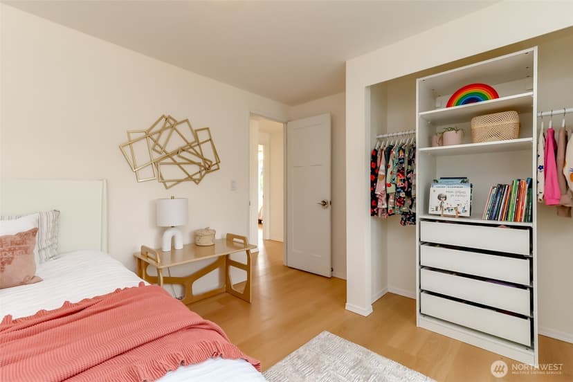 Property photo for 1855 Hillside Drive NE, Tacoma photo 33