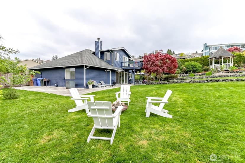 Property photo for 1855 Hillside Drive NE, Tacoma photo 18
