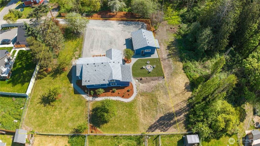 Property photo for 1920 E 36th Street, Tacoma photo 2