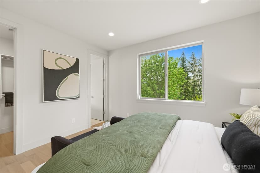 Property photo for 12221 NE 106th Street, Kirkland photo 13