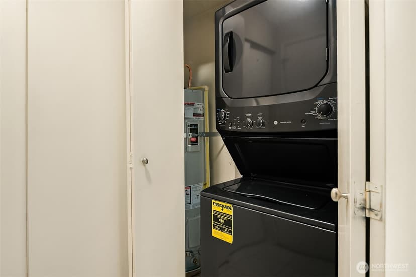 Property photo for 118 SW 116th Street #D32, Seattle photo 10
