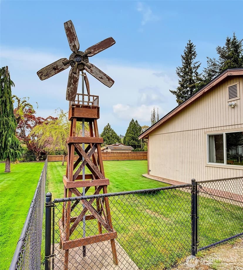 Property photo for 5617 322nd Avenue NE, Carnation photo 33