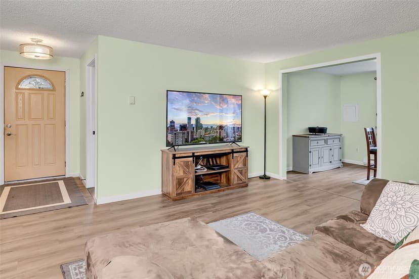 Property photo for 5617 322nd Avenue NE, Carnation photo 11